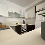 Aphrodite Gardens 2 Bedroom شقة *